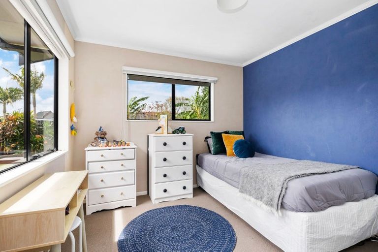 Photo of property in 15 Heron Place, Maunu, Whangarei, 0110