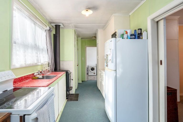 Photo of property in 67 Whangaimoana Beach Road, Whangaimoana, Pirinoa, 5772