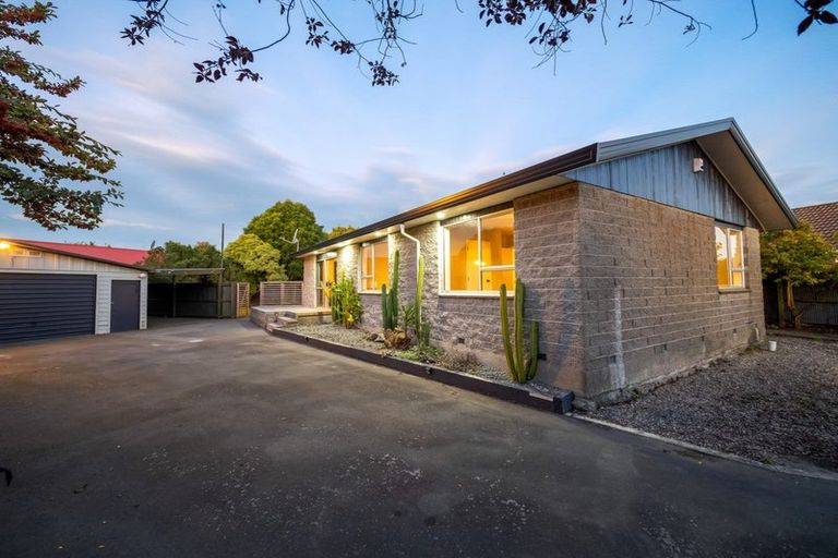 Photo of property in 17 Tahi Place, Belfast, Christchurch, 8051