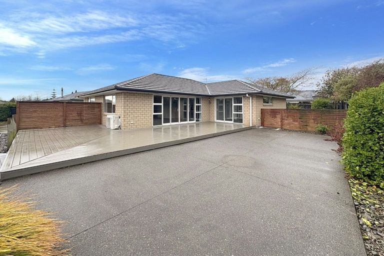 Photo of property in 18 Weld Street, Levin, 5510
