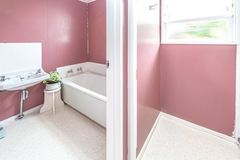 Photo of property in 20 Turere Place, Otamatea, Whanganui, 4501