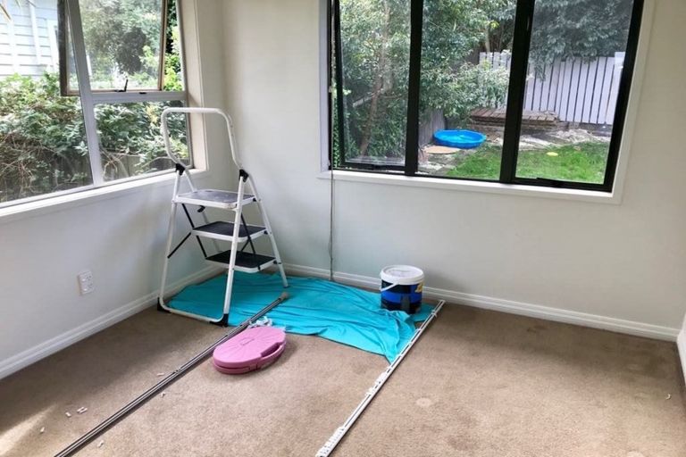 Photo of property in 1/4 Carlisle Road, Browns Bay, Auckland, 0630