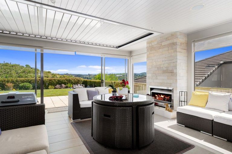 Photo of property in 28 Rexford Heights, Pyes Pa, Tauranga, 3112