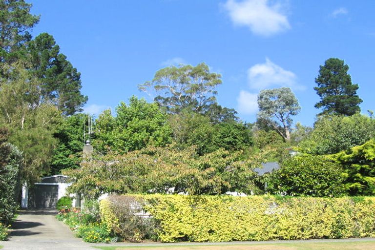 Photo of property in 104 Plateau Road, Te Marua, Upper Hutt, 5018
