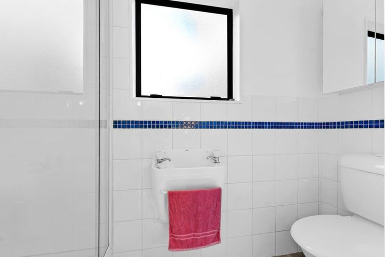 Photo of property in 576c South Titirangi Road, Titirangi, Auckland, 0604