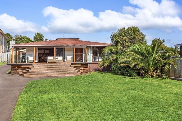 Photo of property in 23 Cliff Street, Raglan, 3225