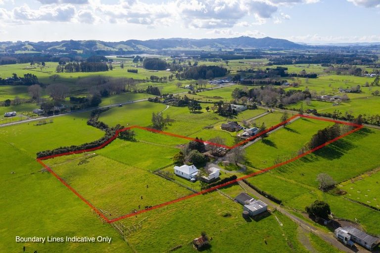 Photo of property in 41 Church Road, Ardmore, Papakura, 2582