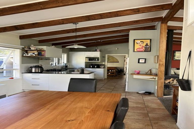 Photo of property in 130 Awaroa River Road, Abbey Caves, Whangarei, 0110