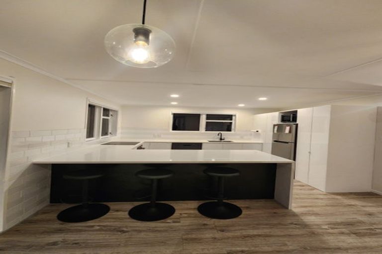 Photo of property in 76 Lord Street, Stokes Valley, Lower Hutt, 5019