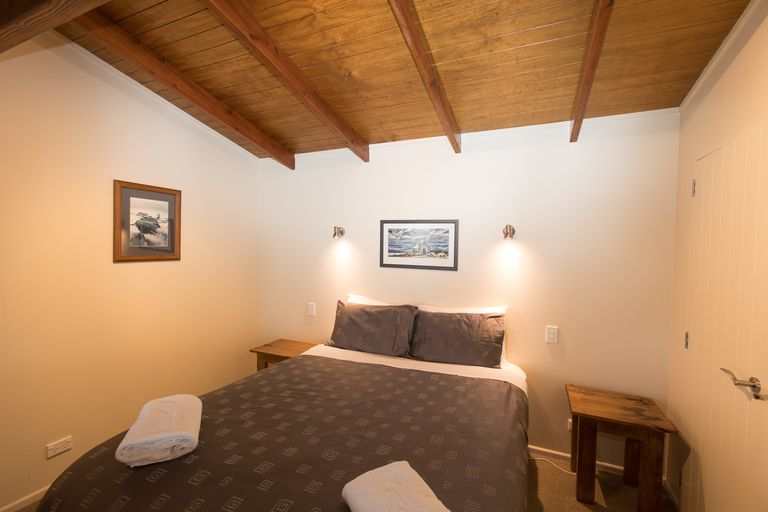 Photo of property in 19 Hamilton Drive, Lake Tekapo, 7999