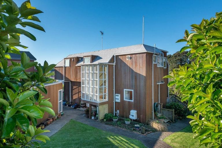 Photo of property in 2/1 Argyle Road, Browns Bay, Auckland, 0630