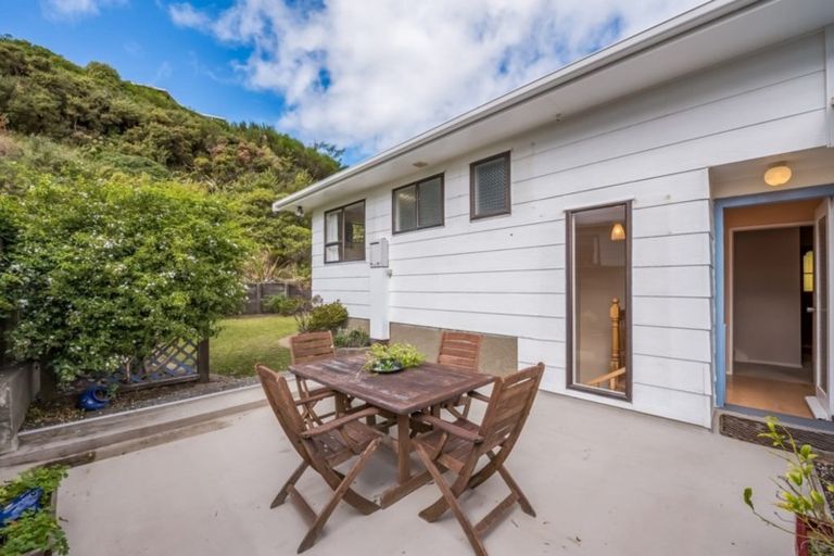 Photo of property in 20 Kaitangata Crescent, Kelson, Lower Hutt, 5010
