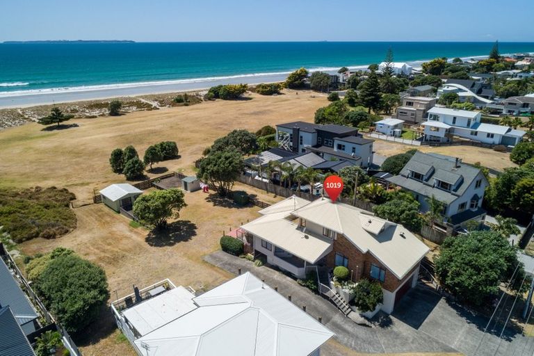 Photo of property in 1019 Papamoa Beach Road, Papamoa Beach, Papamoa, 3118