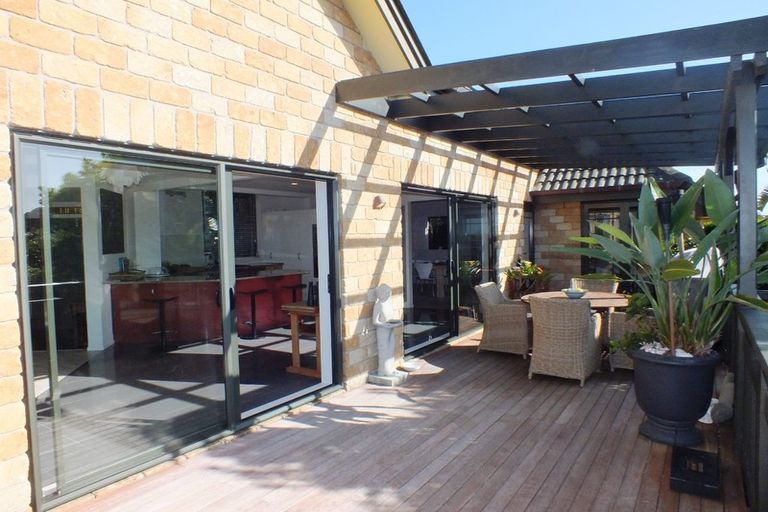 Photo of property in 74 Kestrel Heights, Arkles Bay, Whangaparaoa, 0932