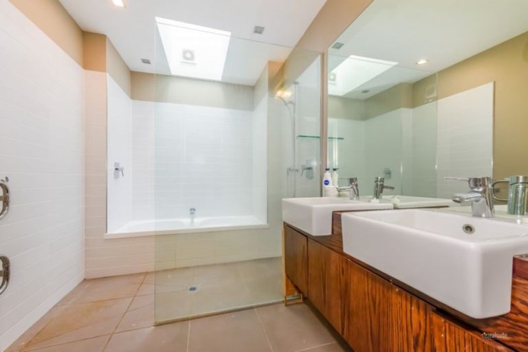 Photo of property in 87a Pretoria Street, Hutt Central, Lower Hutt, 5010