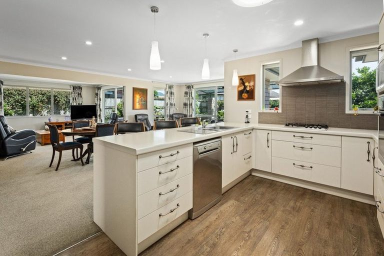 Photo of property in 9 Maniaroa Drive, Katikati, 3129