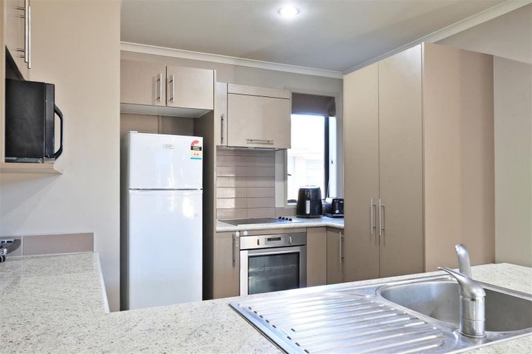 Photo of property in 1/31 Jones Crescent, Melville, Hamilton, 3206