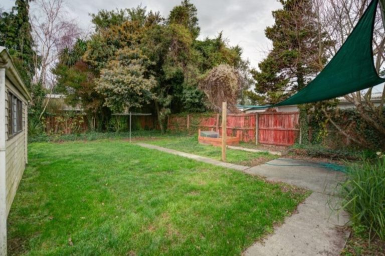Photo of property in 36 Balgay Street, Upper Riccarton, Christchurch, 8041