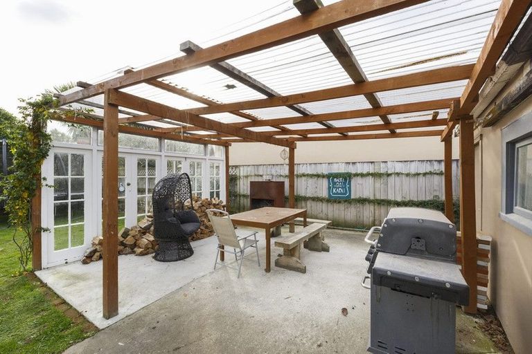 Photo of property in 481 Ruahine Street, Terrace End, Palmerston North, 4410