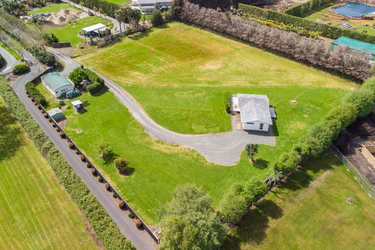 Photo of property in 88 Omaha Flats Road, Tawharanui Peninsula, Warkworth, 0986