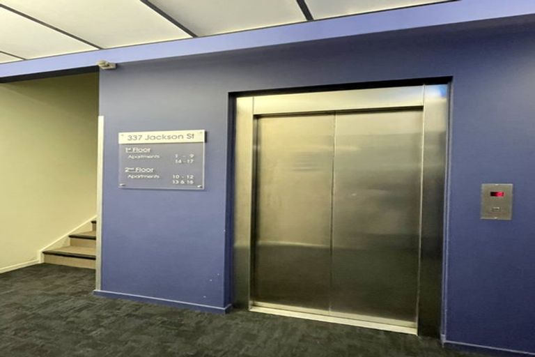 Photo of property in 4/337 Jackson Street, Petone, Lower Hutt, 5012