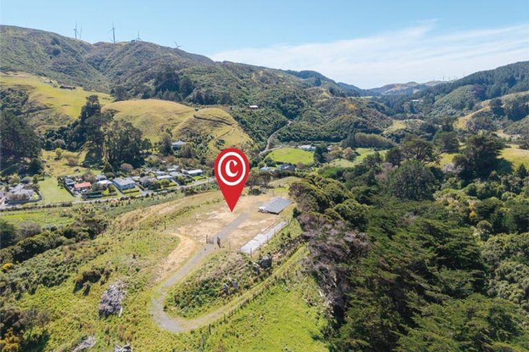 Photo of property in 474 Omokoroa Road, Makara, Wellington, 6972