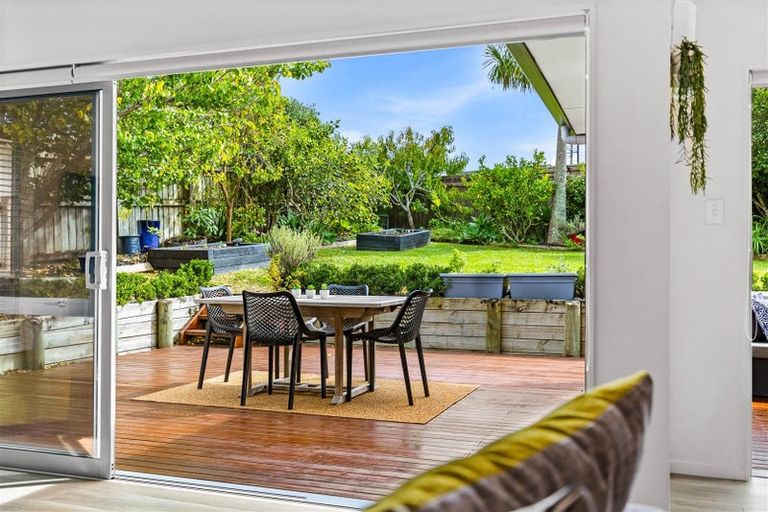 Photo of property in 21 Alexandra Street, Riverhead, 0820