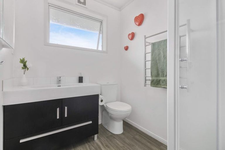 Photo of property in 3 Vida Place, Howick, Auckland, 2014