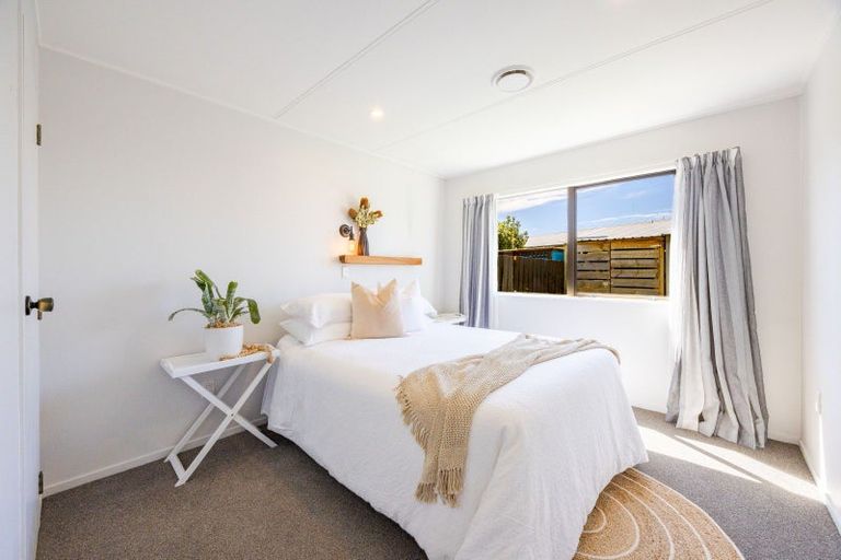 Photo of property in 1 Tait Drive, Pirimai, Napier, 4112