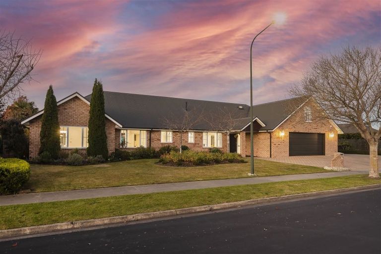 Photo of property in 70 Northwood Boulevard, Northwood, Christchurch, 8051