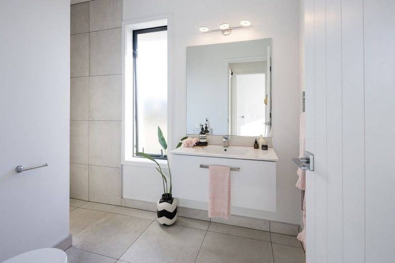 Photo of property in 47 Jarrett Terrace, Leamington, Cambridge, 3432