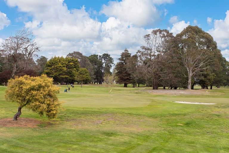 Photo of property in 39 Briarmont Street, Avondale, Christchurch, 8061