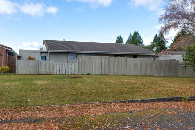 Photo of property in 35 Walnut Place, Tokoroa, 3420