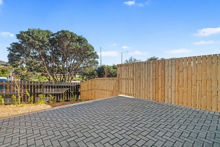 Photo of property in 17/159 Upper Harbour Highway, Unsworth Heights, Auckland, 0632