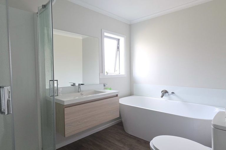 Photo of property in 27 Kairaumati Crescent, Kelson, Lower Hutt, 5010