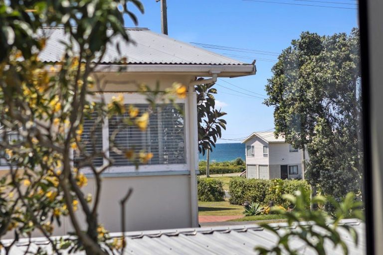 Photo of property in 292b Seaforth Road, Waihi Beach, 3611