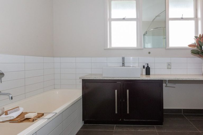 Photo of property in 407 Ikanui Road, Frimley, Hastings, 4120