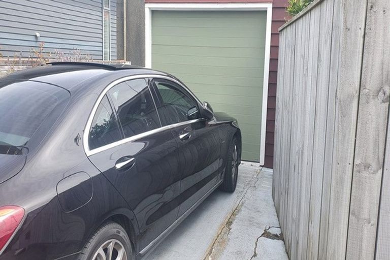 Photo of property in 17 Ottawa Road, Ngaio, Wellington, 6035