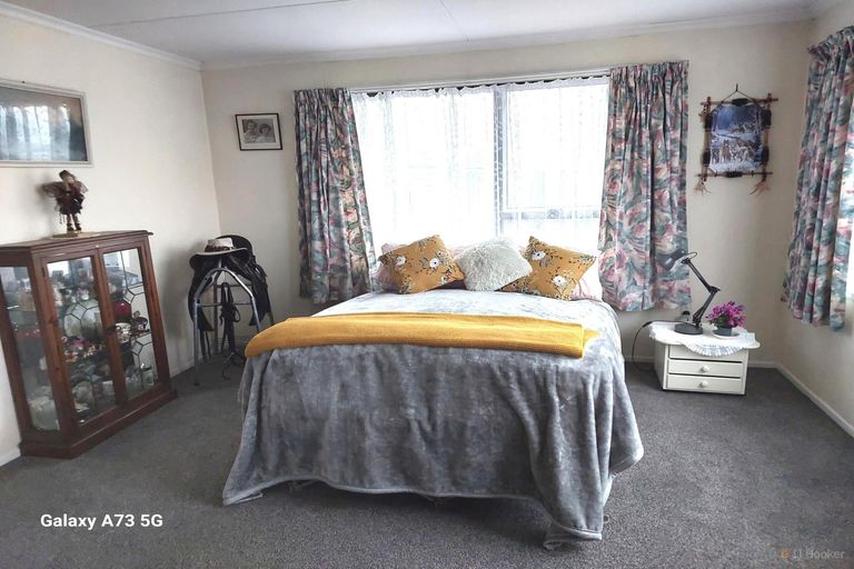 Photo of property in 5-5a Rugby Street, Waimate, 7924