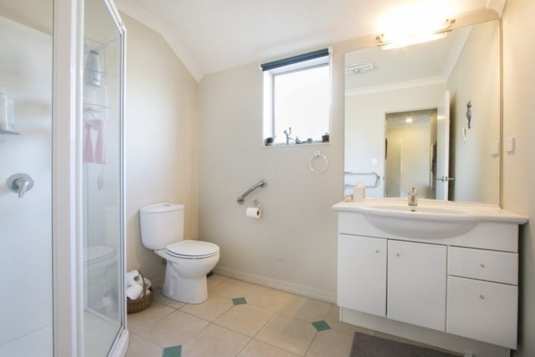 Photo of property in 2a Bransley Grove, Katikati, 3129