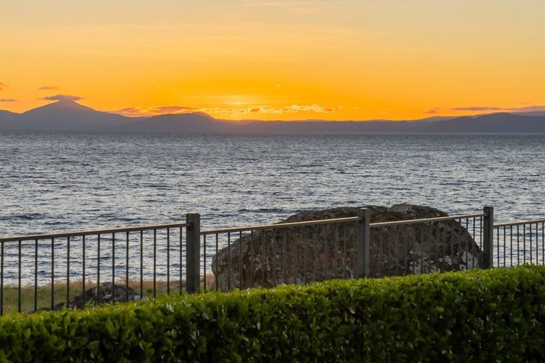 Photo of property in 43 Victory Drive, Wharewaka, Taupo, 3330