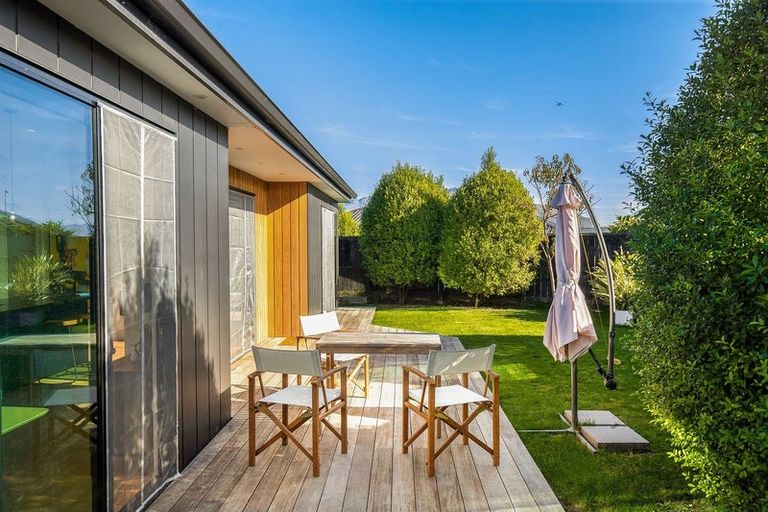 Photo of property in 18 Silver Street, Lower Shotover, Queenstown, 9304