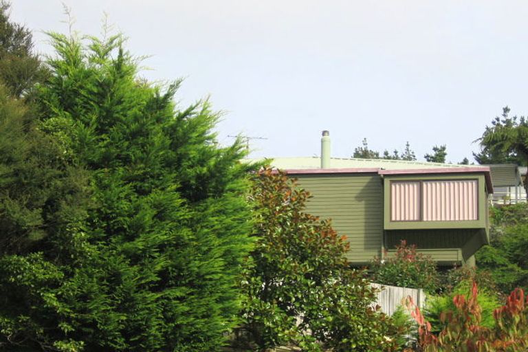 Photo of property in 79 Logie Street, Stokes Valley, Lower Hutt, 5019