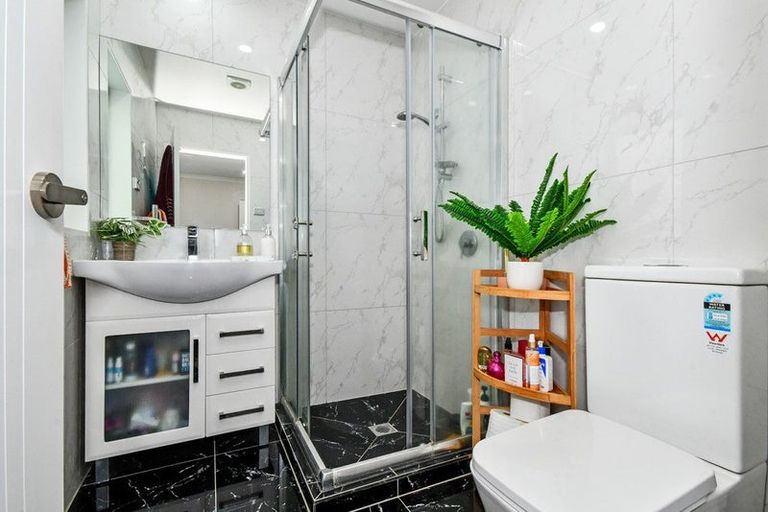 Photo of property in 76 Carruth Road, Papatoetoe, Auckland, 2025