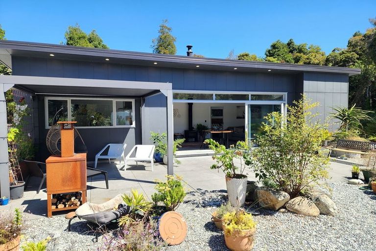 Photo of property in 42 Puketiro Drive, Kumara Junction, Hokitika, 7882