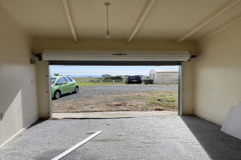 Photo of property in 175 Vaughans Road, Okura, Albany, 0792