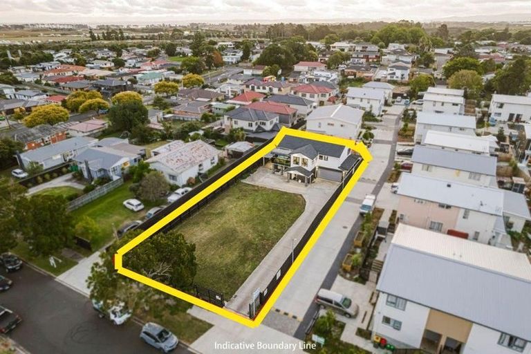 Photo of property in 37 Margaret Road, Papatoetoe, Auckland, 2025