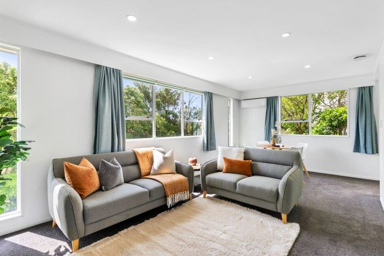 Photo of property in 5 Brydon Way, Paparangi, Wellington, 6037