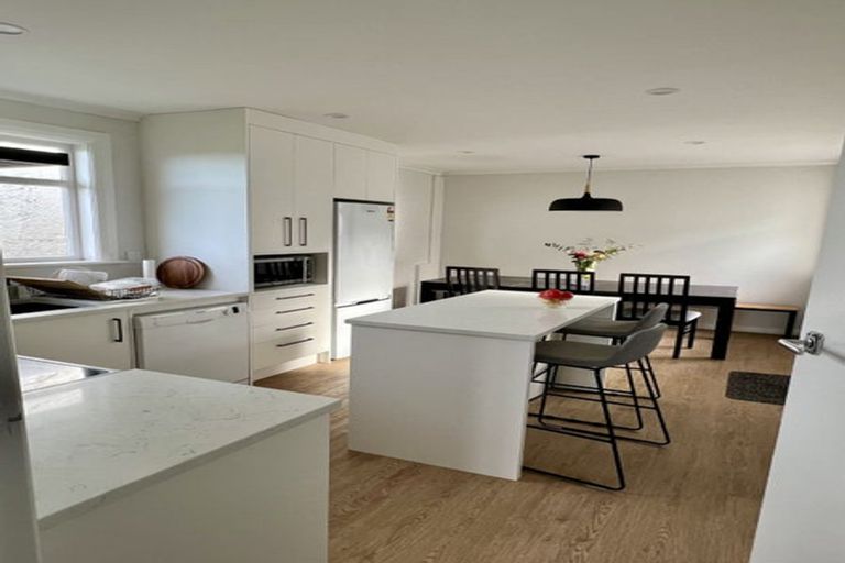 Photo of property in 12 Mertoun Terrace, Highbury, Wellington, 6012