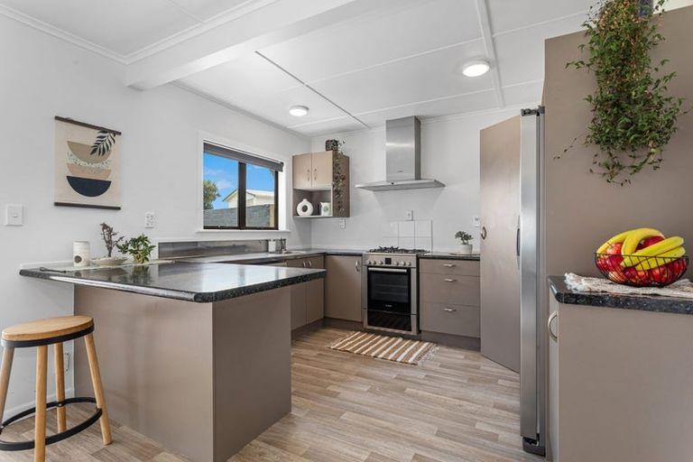 Photo of property in 18 Hydro Road, Edgecumbe, 3120